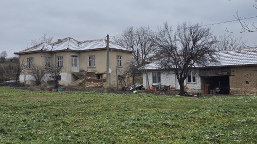 Haskovo, s. Georgi Dobrevo, Zum Verkauf