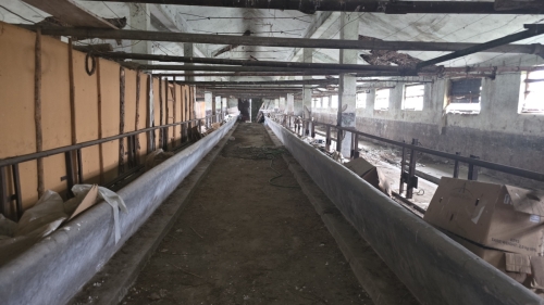 Momkovo köyünde, Svilengrad belediyesine bağlı satılık ahır