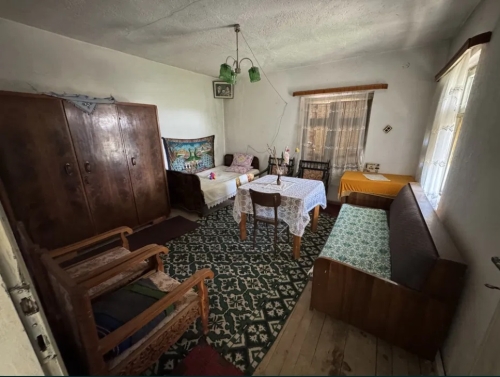 Levka köyünde ev