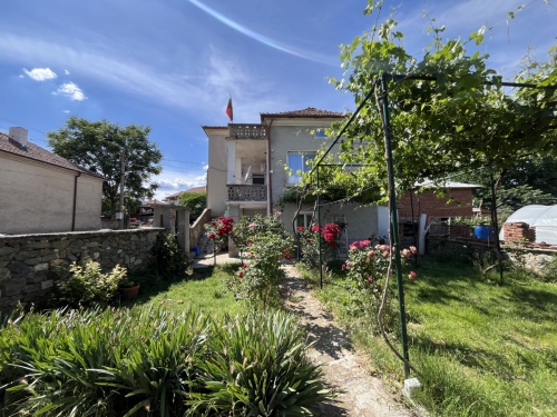 A rural house with a large yard is for sale in the village of Levka, Haskovo region.